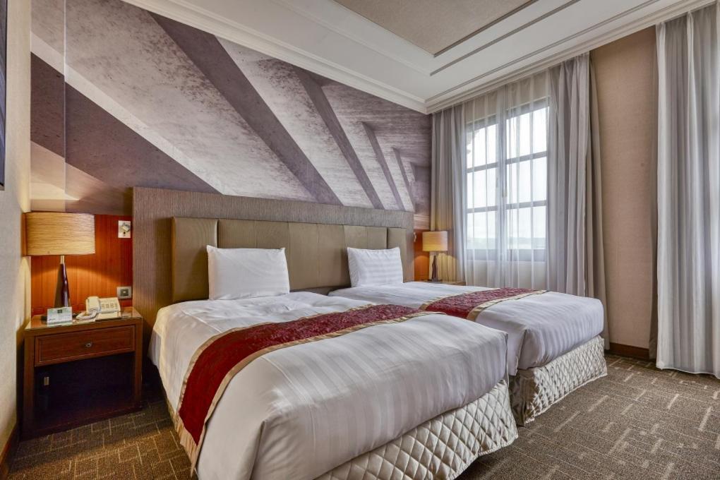فندق Golden Tulip - Aesthetics Zhunan المظهر الخارجي الصورة
