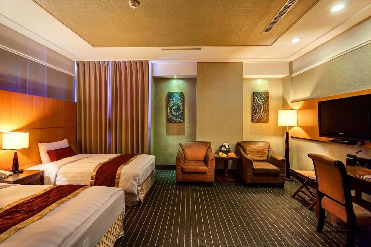 فندق Golden Tulip - Aesthetics Zhunan المظهر الخارجي الصورة